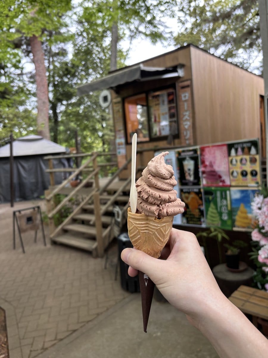 清水公園 食後のソフトクリーム