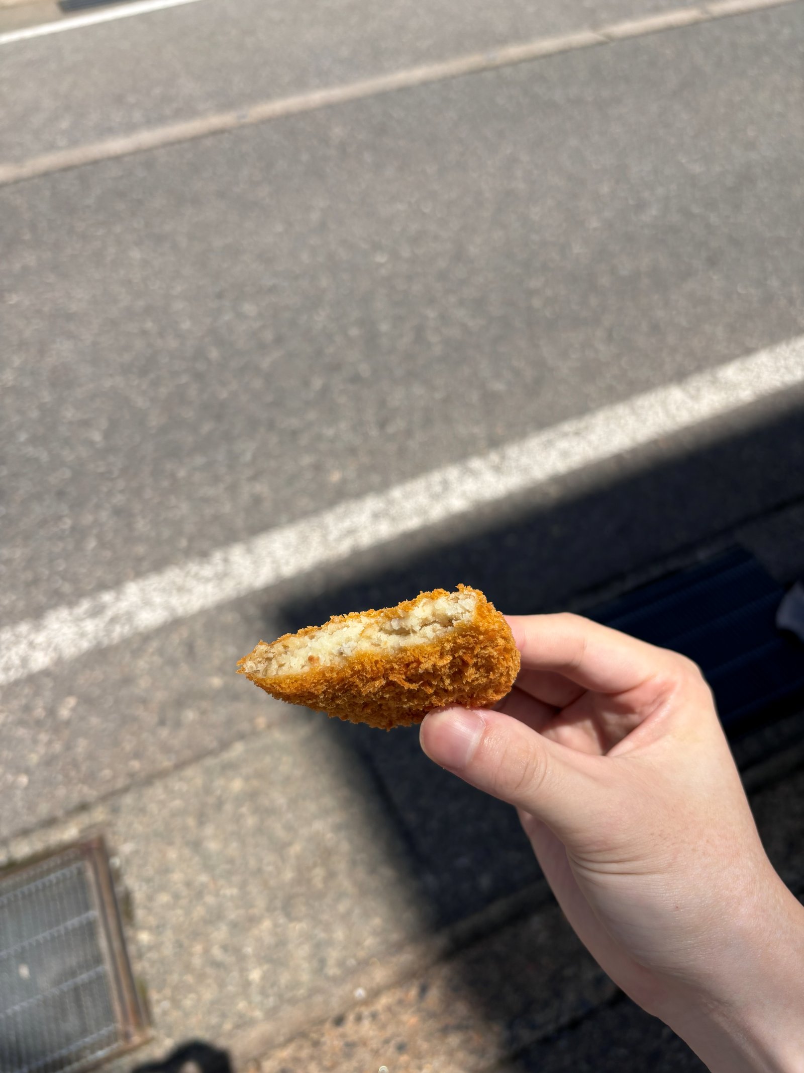 肉のおおくぼ コロッケ断面