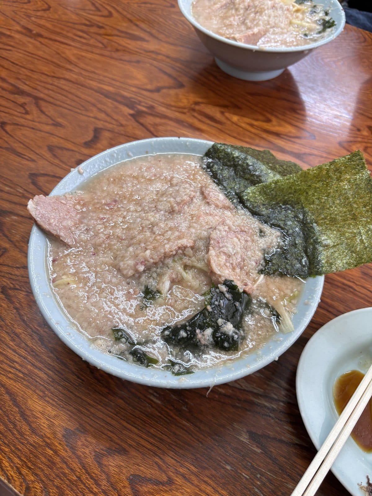 牛久大仏の近くにあるラーメンショップのこってりラーメン チャーシューと海苔