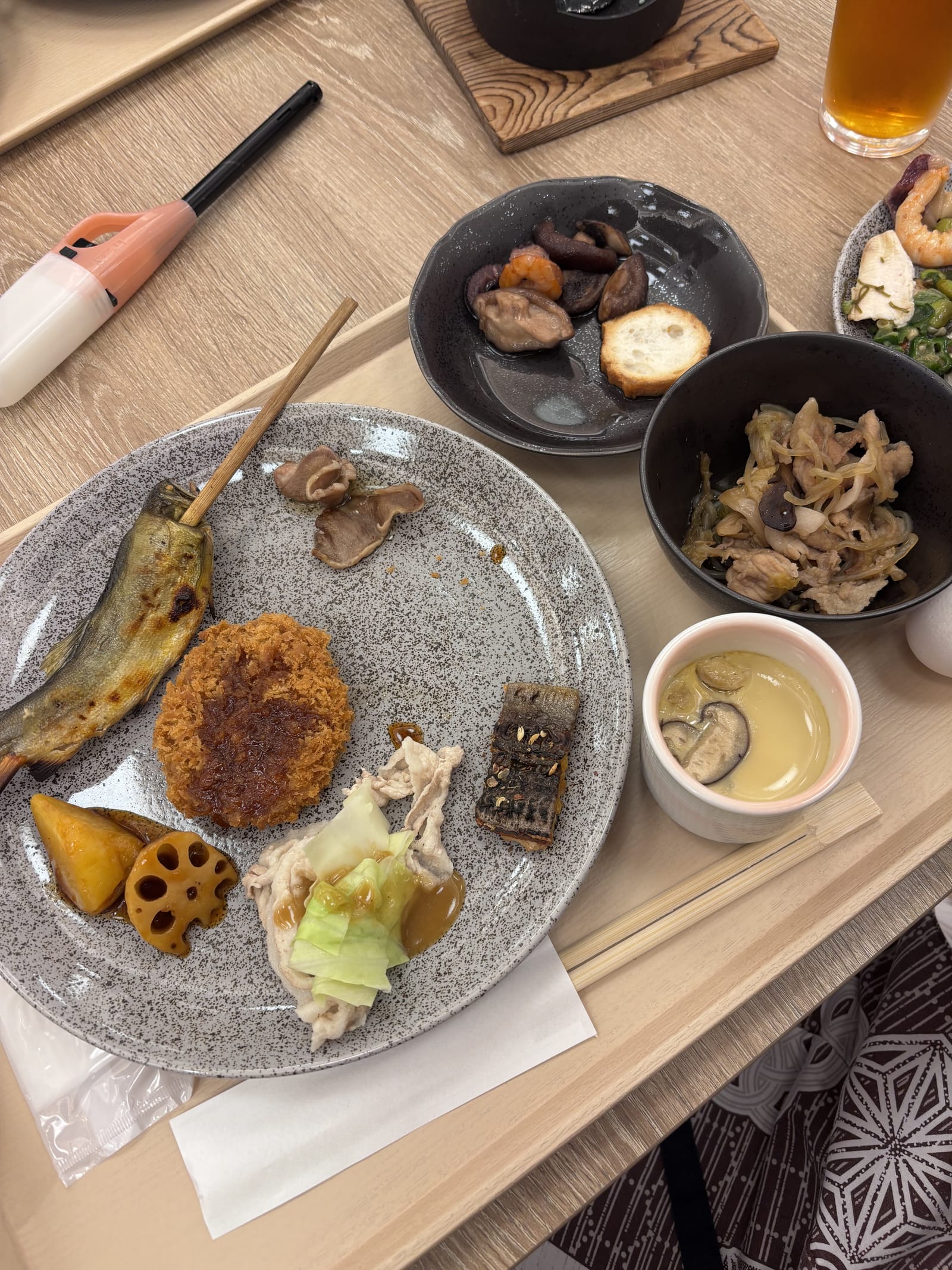 亀の井ホテル草津リゾート ディナービュッフェのメイン料理