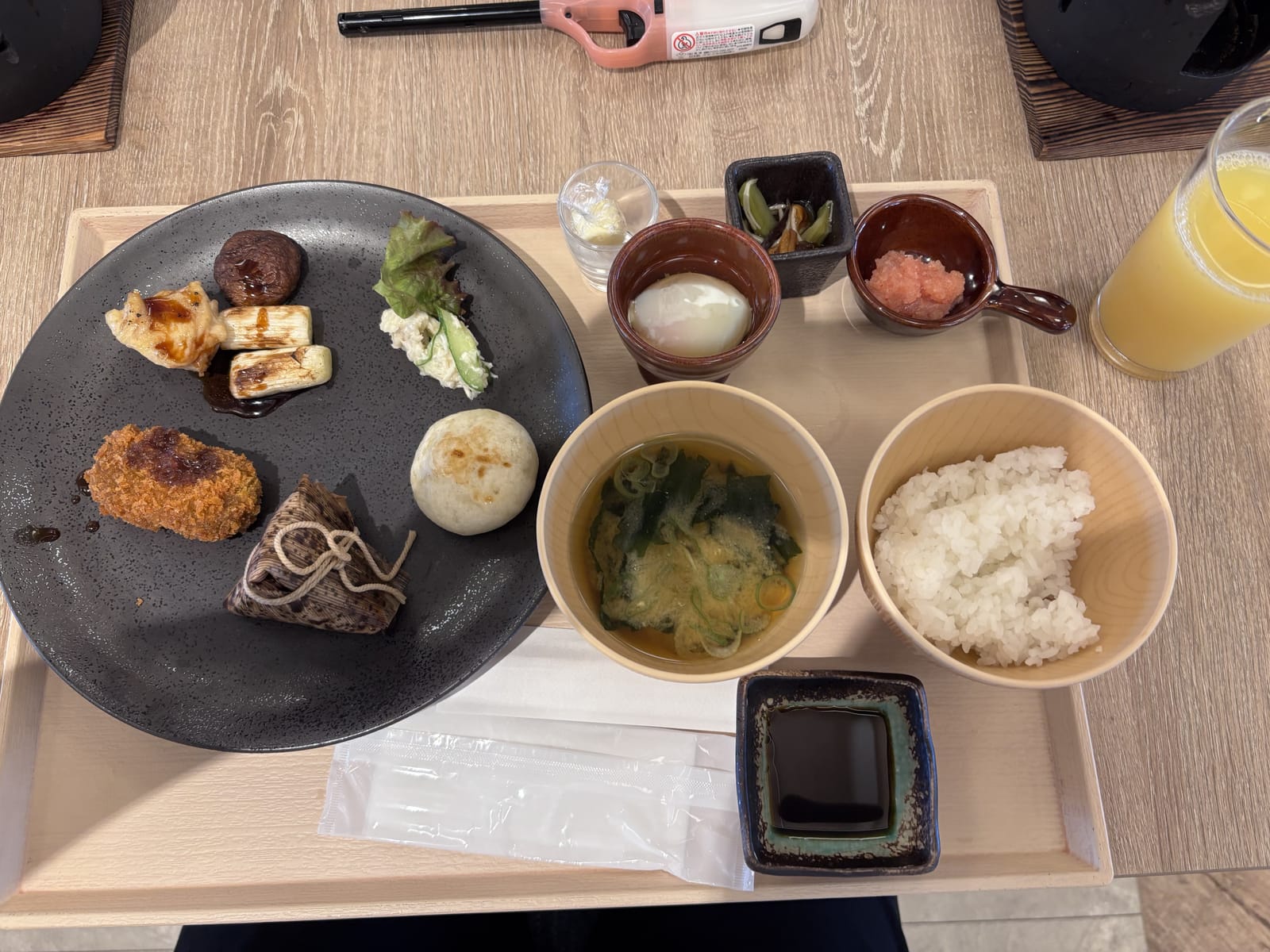 亀の井ホテル草津リゾート モーニングビュッフェのメイン料理