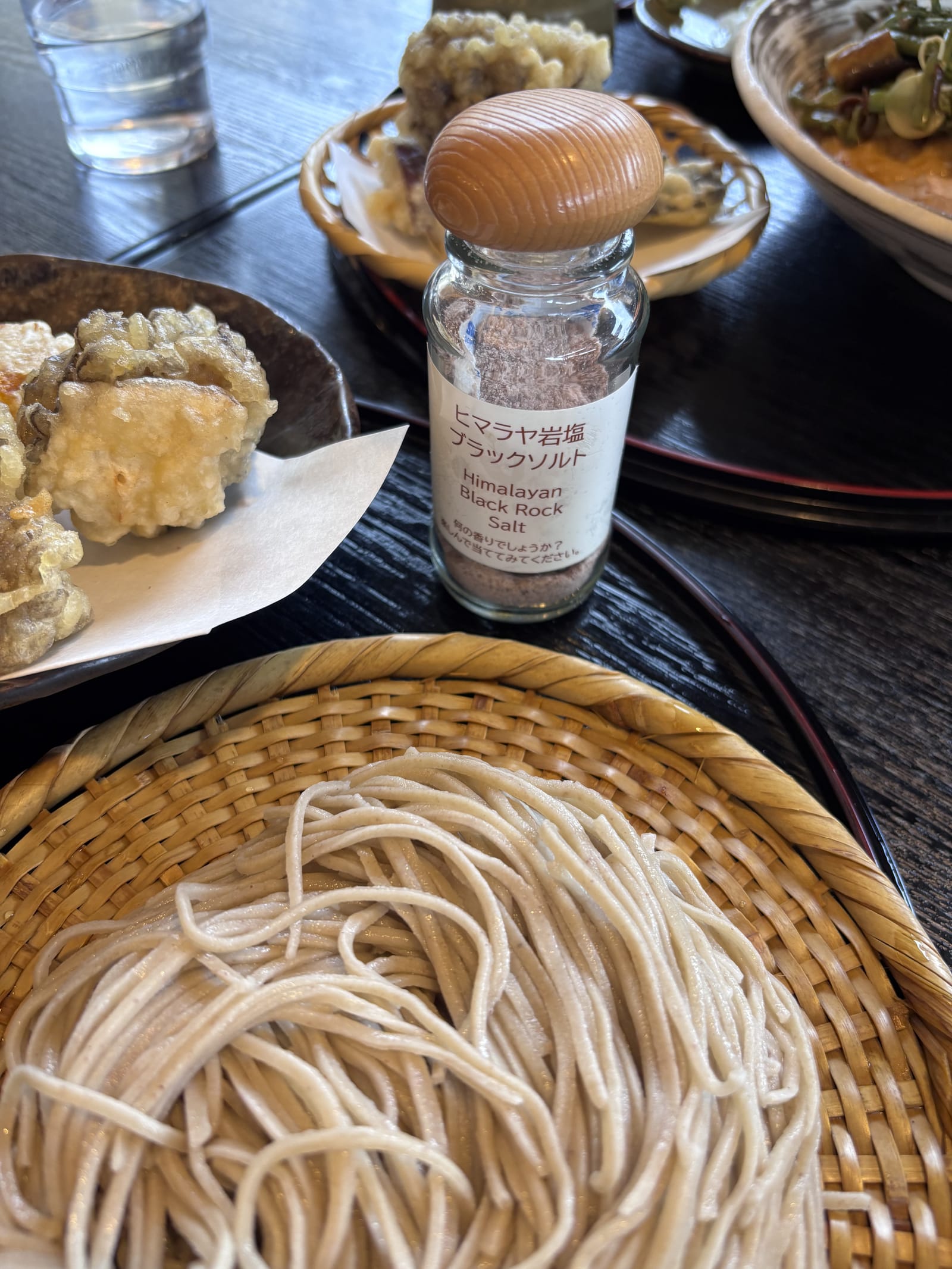そばきち湯畑店 ヒマラヤ岩塩ブラックソルト